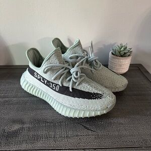 YEEZY BOOST 350 V2 | Salt | Men’s 7.5 / Women’s 8.5 | NIB adidas